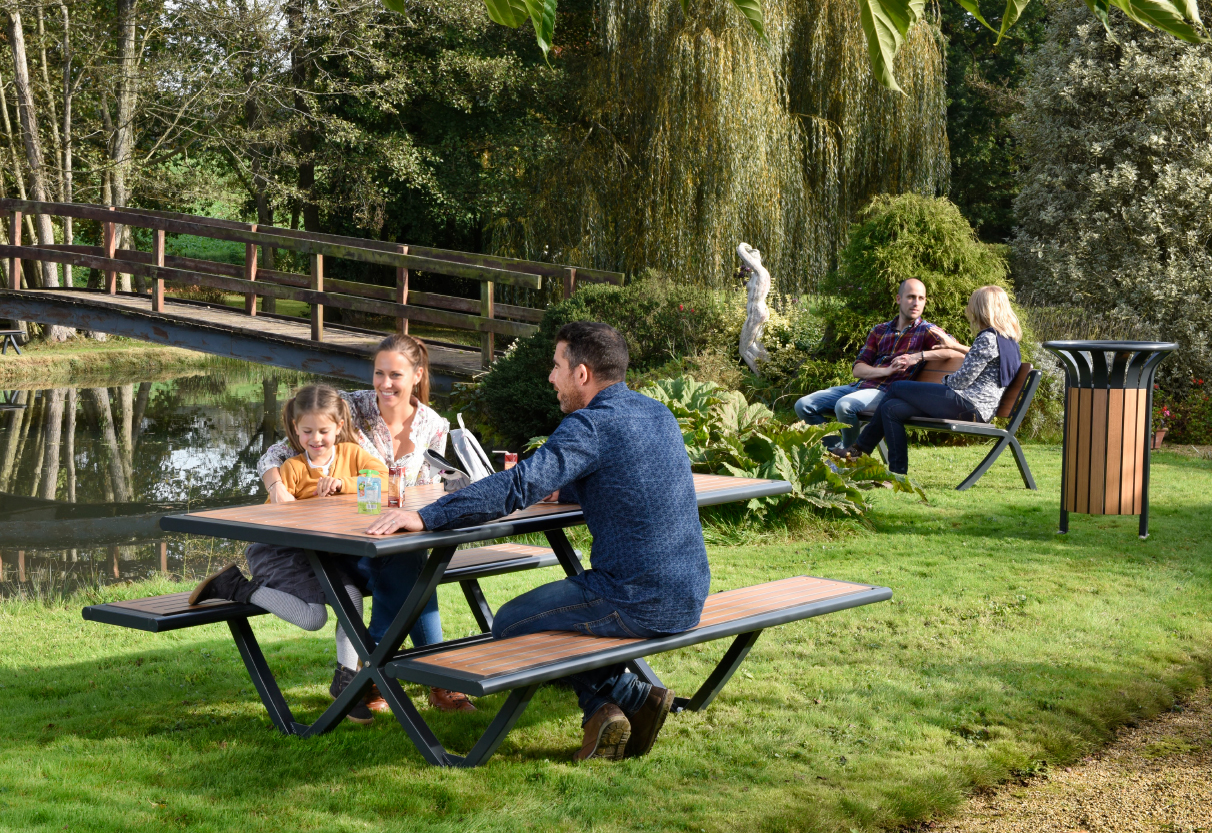 Photo site web IMEXEL famille